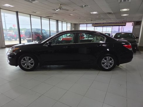 Used 2012 Honda Accord LX image 4