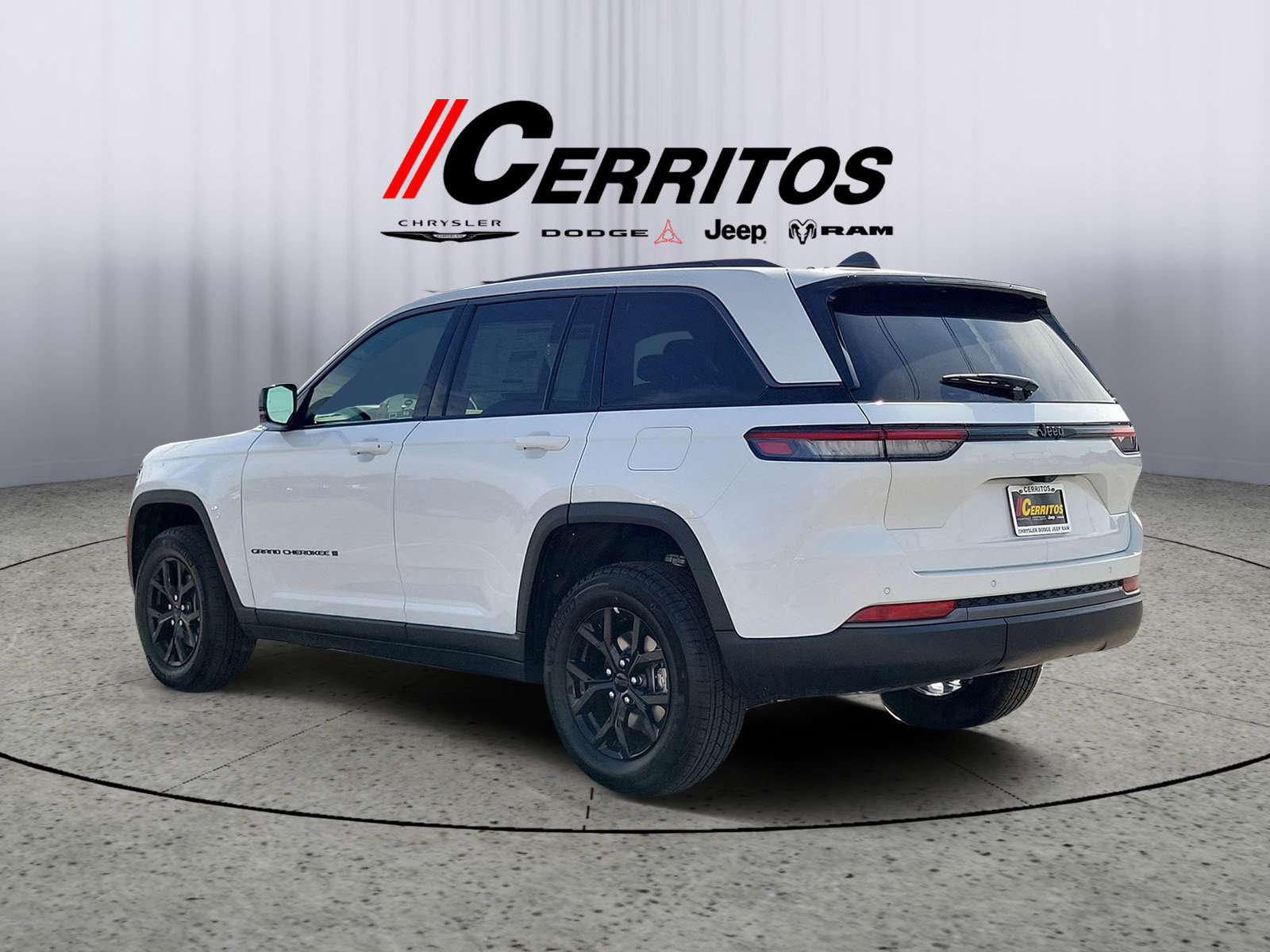 New 2026 Jeep Grand Cherokee Altitude RWD image 2