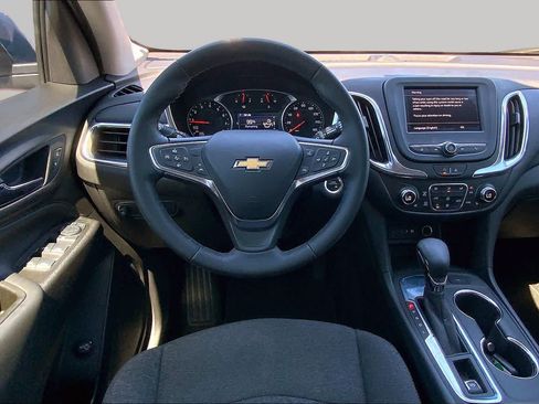 Used 2024 Chevrolet Equinox LT FWD image 6