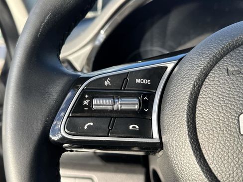 Used 2023 Kia Seltos EX image 22