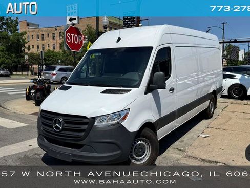 Used 2022 Mercedes-Benz Sprinter 2500 image 1
