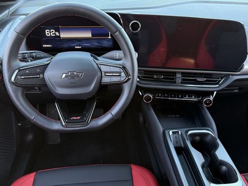 New 2026 Chevrolet Equinox EV RS image 11