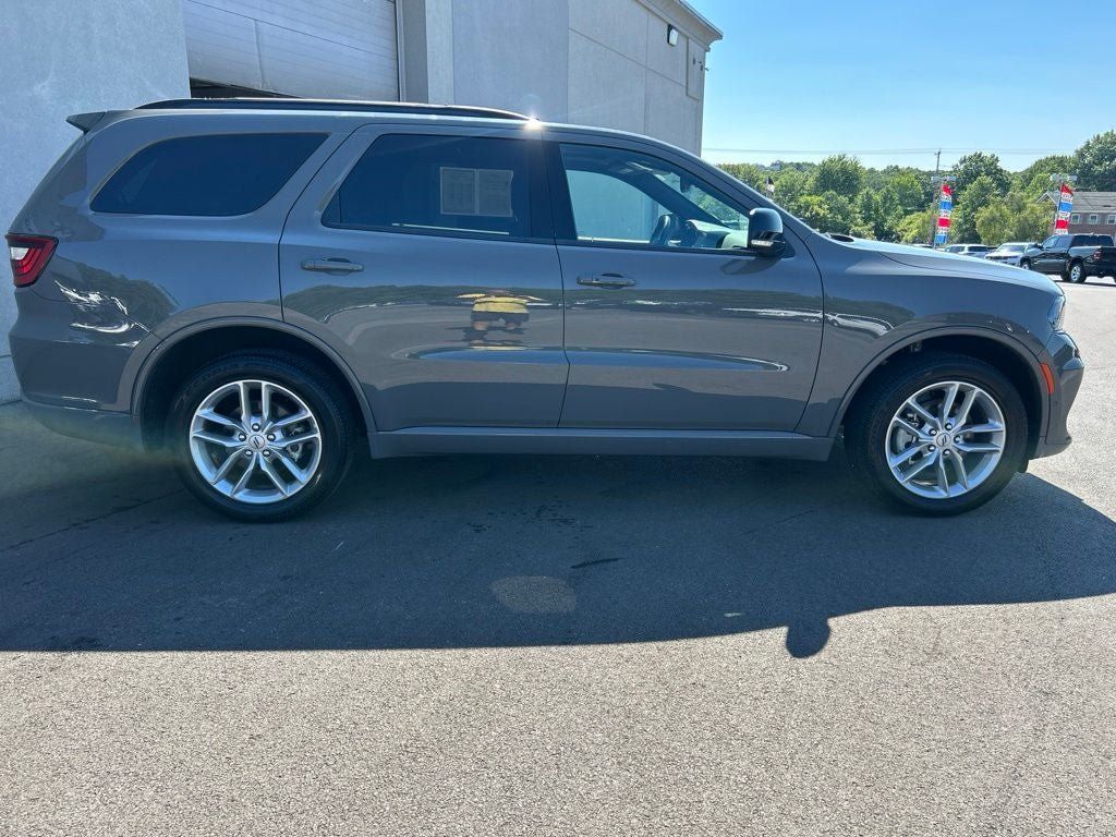 Used 2025 Dodge Durango GT AWD/4WD image 7