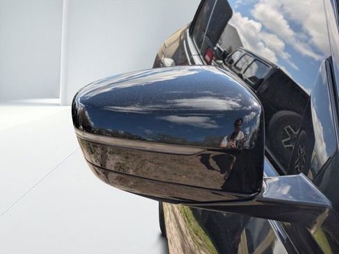 Used 2024 BMW 430i Convertible w/ M Sport Package image 10