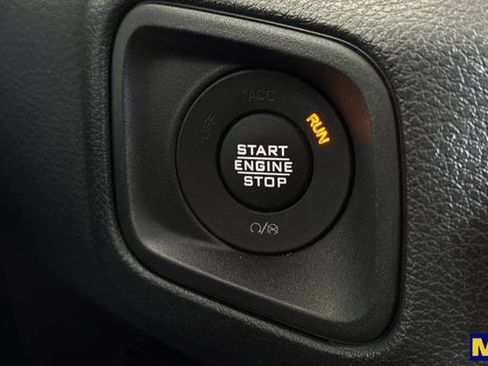 Used 2025 Jeep Gladiator Willys image 25