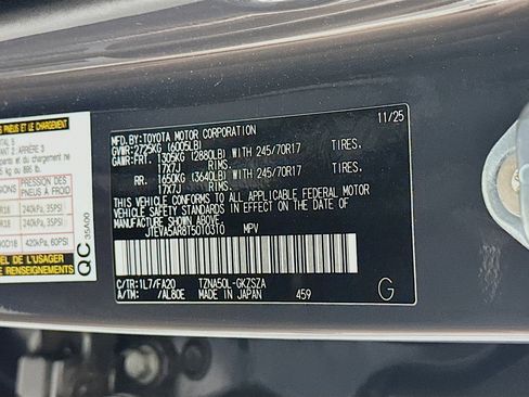 Used 2026 Toyota 4Runner SR5 RWD image 12