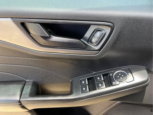 Used 2023 Ford Escape Active w/ Tech Pack #1 FWD image 11