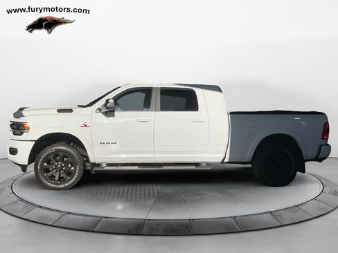 Used 2022 RAM 3500 Laramie AWD/4WD image 6