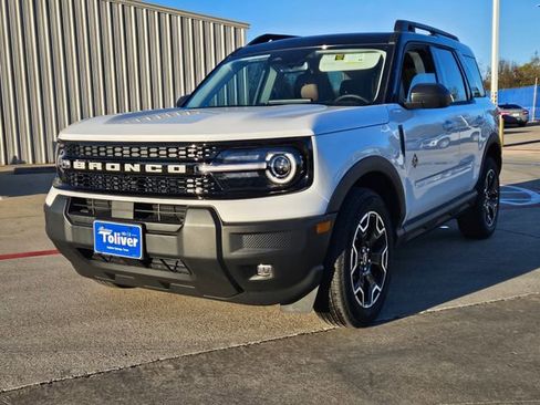 New 2025 Ford Bronco Sport Outer Banks image 4