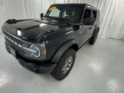 Used 2025 Ford Bronco Badlands AWD/4WD image 7