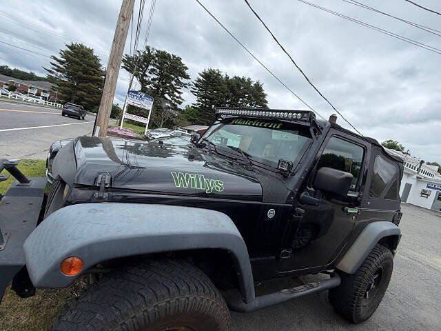 Used 2016 Jeep Wrangler Sport AWD/4WD image 6