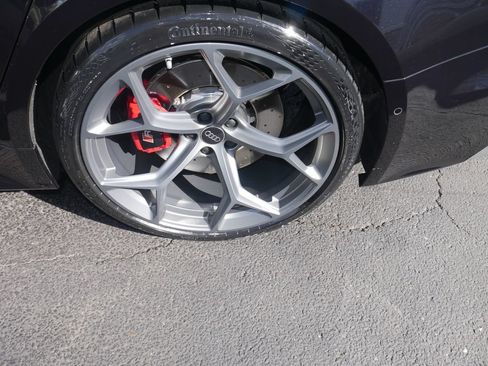Certified 2024 Audi RS 6 performance AWD/4WD image 18