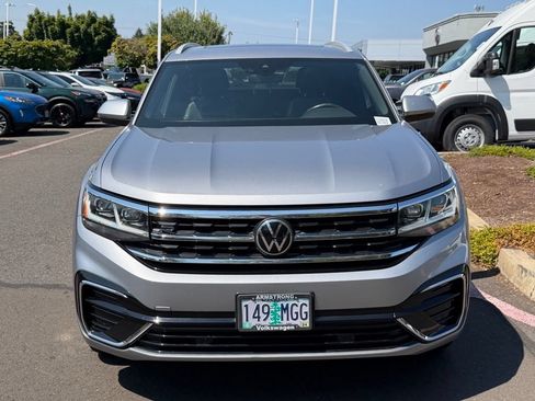 Used 2020 Volkswagen Atlas Cross Sport SEL R-Line AWD/4WD image 3