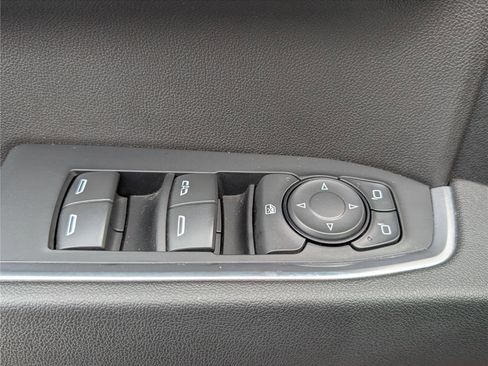 Used 2023 Chevrolet Silverado 1500 LT image 18