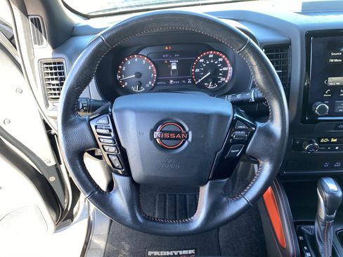 Used 2024 Nissan Frontier PRO-4X AWD/4WD image 26