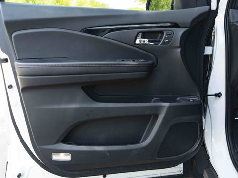 Used 2023 Honda Ridgeline Black Edition image 36