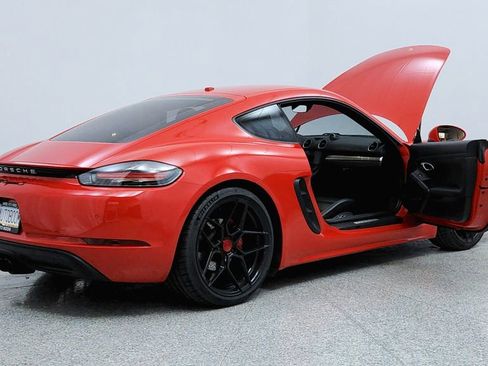 Used 2020 Porsche 718 Cayman S image 11