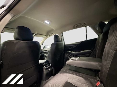 Used 2025 Subaru Outback Premium AWD/4WD image 24