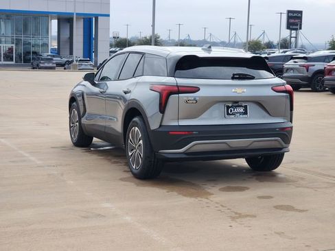 New 2026 Chevrolet Blazer EV LT image 10