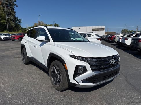 New 2026 Hyundai Tucson SEL image 1