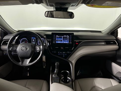 Used 2024 Toyota Camry SE image 22