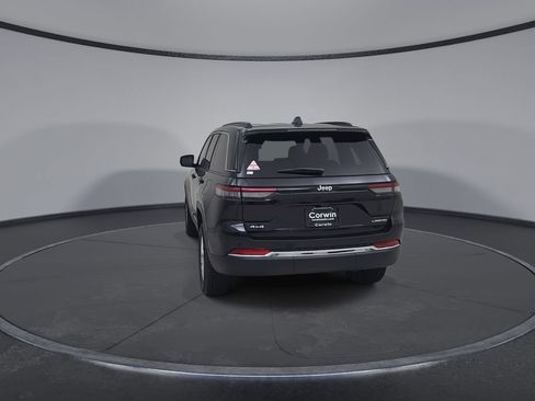 New 2026 Jeep Grand Cherokee Laredo X AWD/4WD image 12