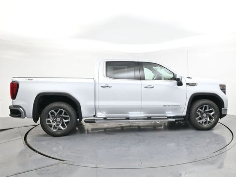 New 2026 GMC Sierra 1500 SLT w/ SLT Premium Plus Package image 6