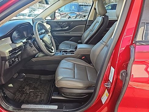 Used 2024 Lincoln Corsair Premiere w/ Equipment Group 101A image 9