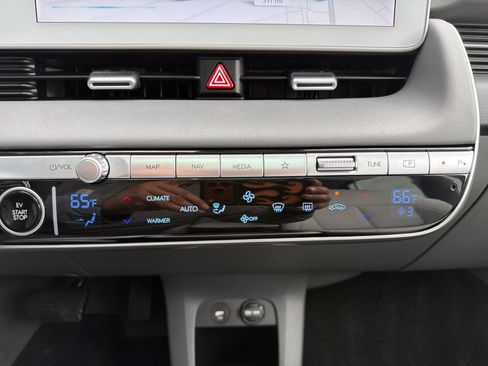 Used 2023 Hyundai Ioniq 5 Limited AWD/4WD image 15