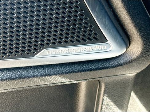 Used 2023 Kia Telluride SX image 19