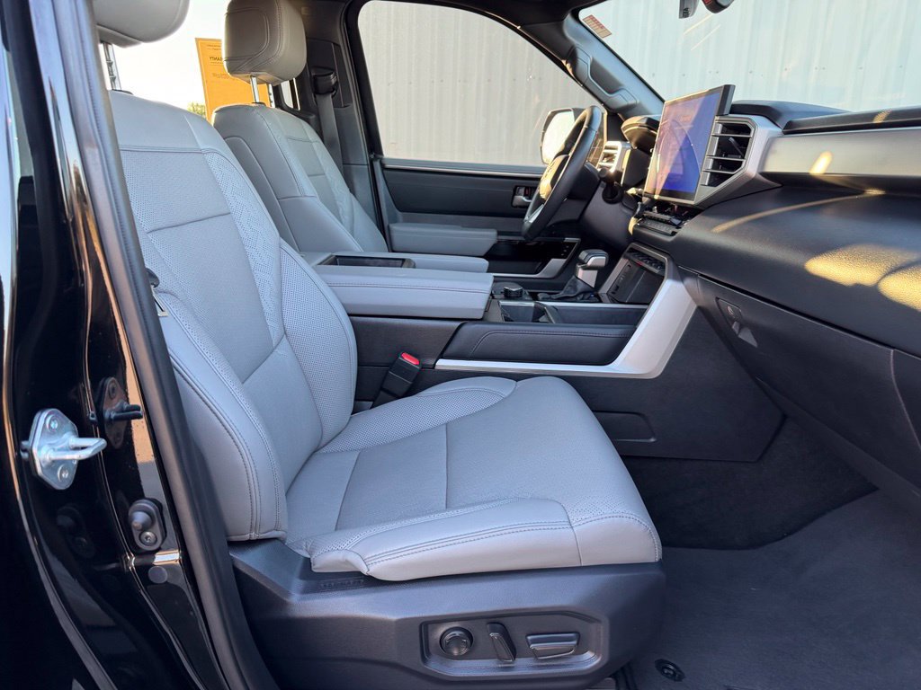 Used 2025 Toyota Tundra Limited w/ Power Package AWD/4WD image 12
