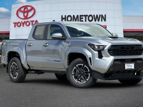 New 2026 Toyota Tacoma TRD Sport AWD/4WD image 2