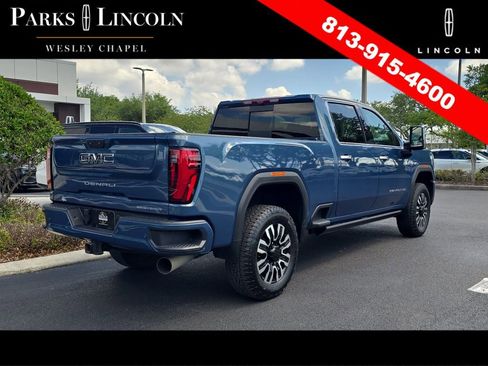 Used 2025 GMC Sierra 2500 Denali Ultimate AWD/4WD image 4