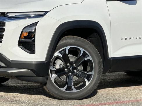 New 2026 Chevrolet Equinox LT image 8