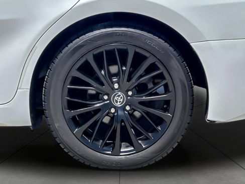 Certified 2020 Toyota Camry SE FWD image 23