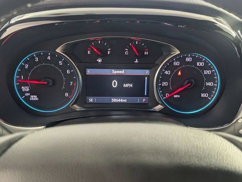 Certified 2023 Chevrolet Traverse LT FWD image 17