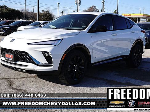 New 2026 Buick Envista Sport Touring image 3