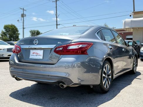 Used 2018 Nissan Altima 2.5 SL FWD image 3