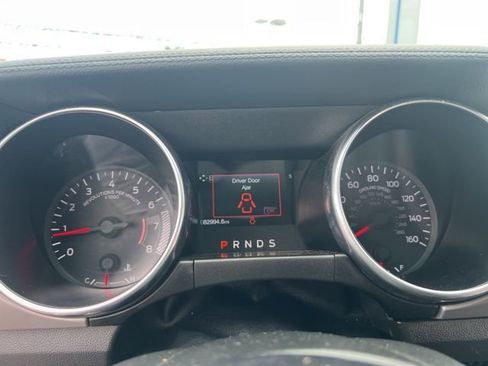 Used 2020 Ford Mustang Premium RWD image 4