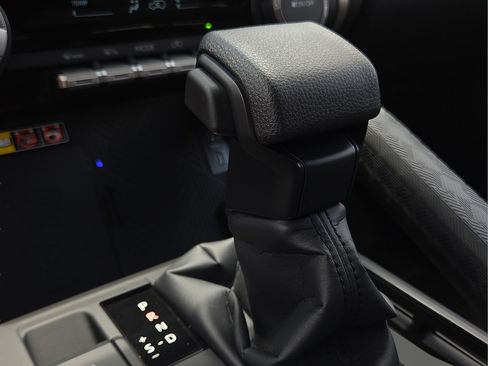 New 2026 Toyota 4Runner SR5 AWD/4WD image 26