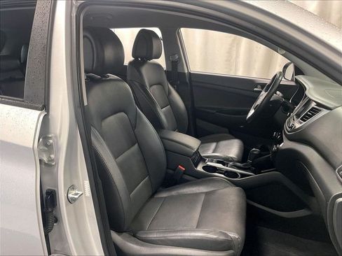 Used 2017 Hyundai Tucson Limited AWD/4WD image 11