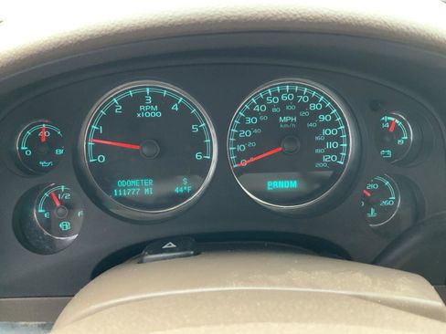 Used 2013 Chevrolet Avalanche LTZ image 30