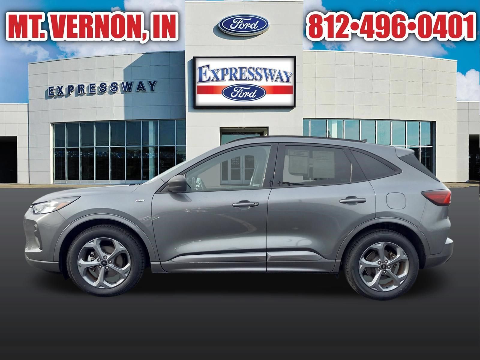 Used 2024 Ford Escape ST-Line w/ Cold Weather Package FWD image 10