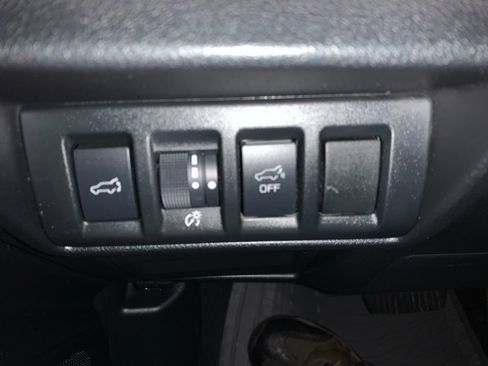 Certified 2024 Subaru Outback Limited XT AWD/4WD image 11