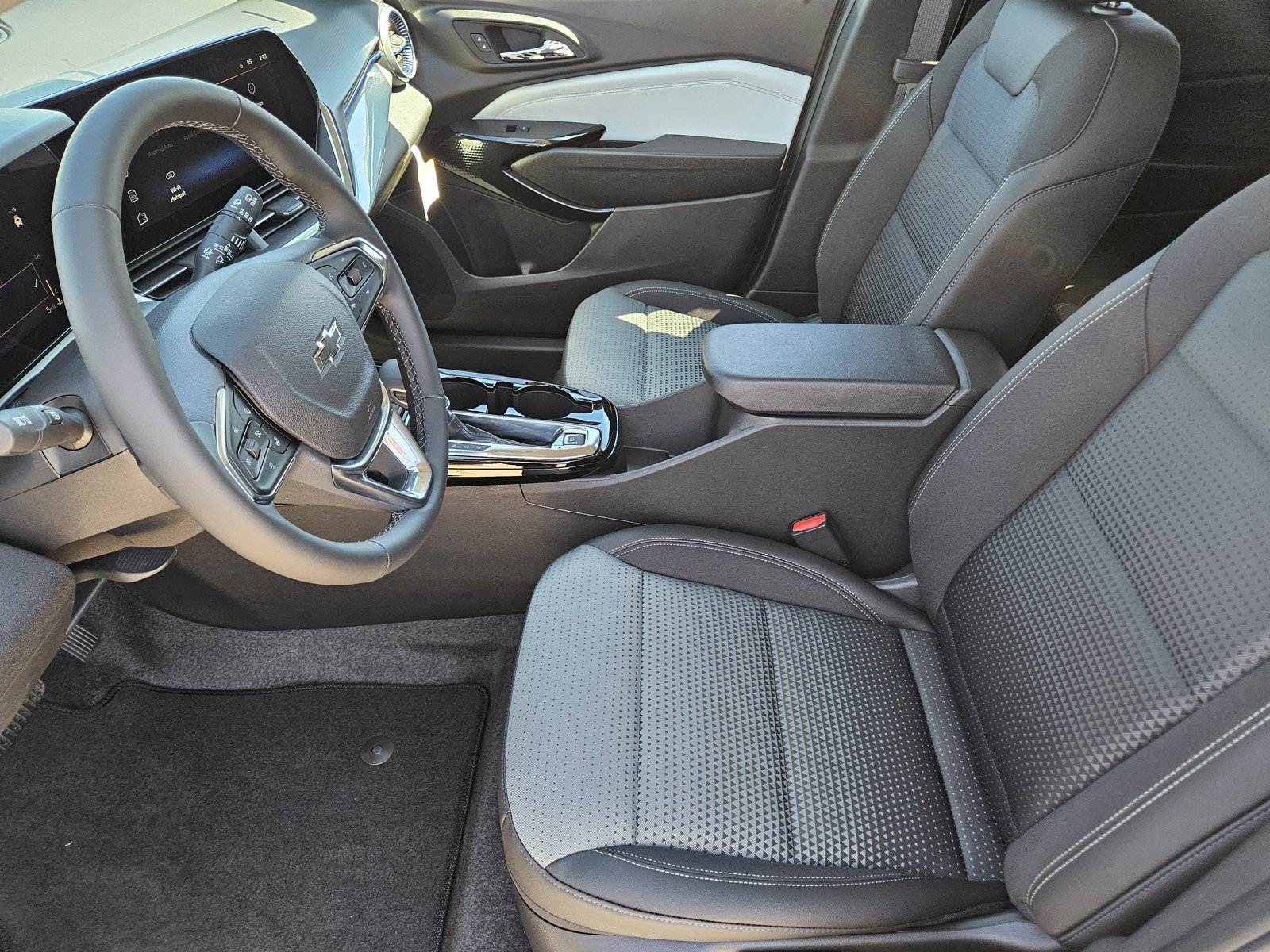 New 2026 Chevrolet Trax LT w/ Driver Confidence Package FWD image 9