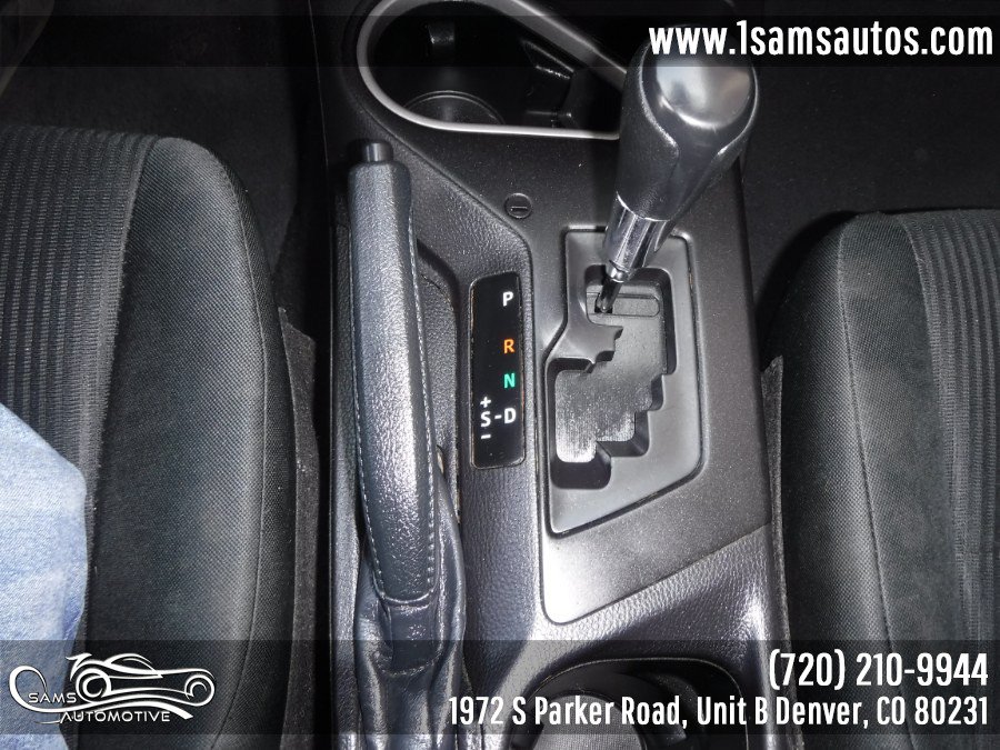 Used 2018 Toyota RAV4 LE w/ Carpet Mat Package AWD/4WD image 22