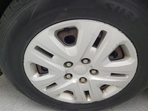 Used 2015 Dodge Grand Caravan American Value Package image 31