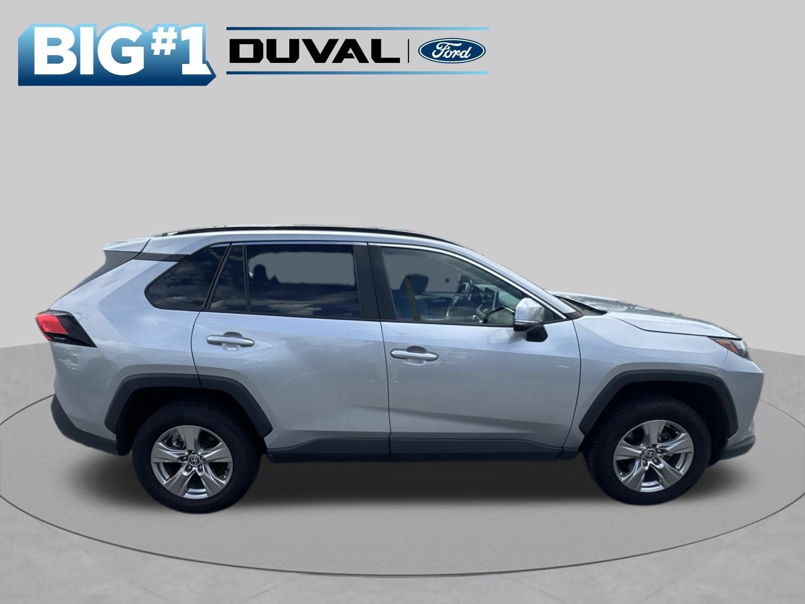 Used 2024 Toyota RAV4 XLE AWD/4WD image 6