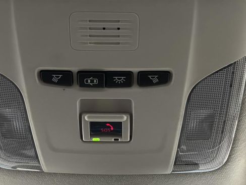 Used 2022 Toyota Corolla LE image 33