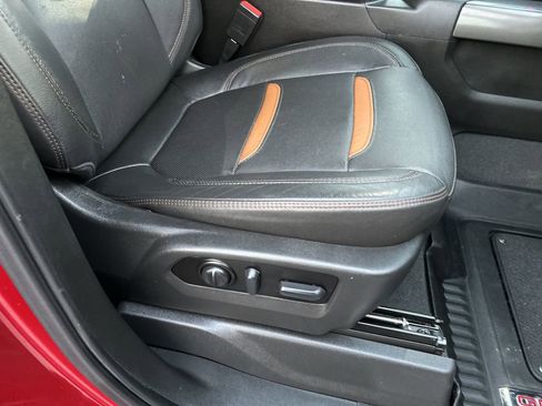 Used 2022 GMC Sierra 3500 AT4 w/ AT4 Preferred Package image 16